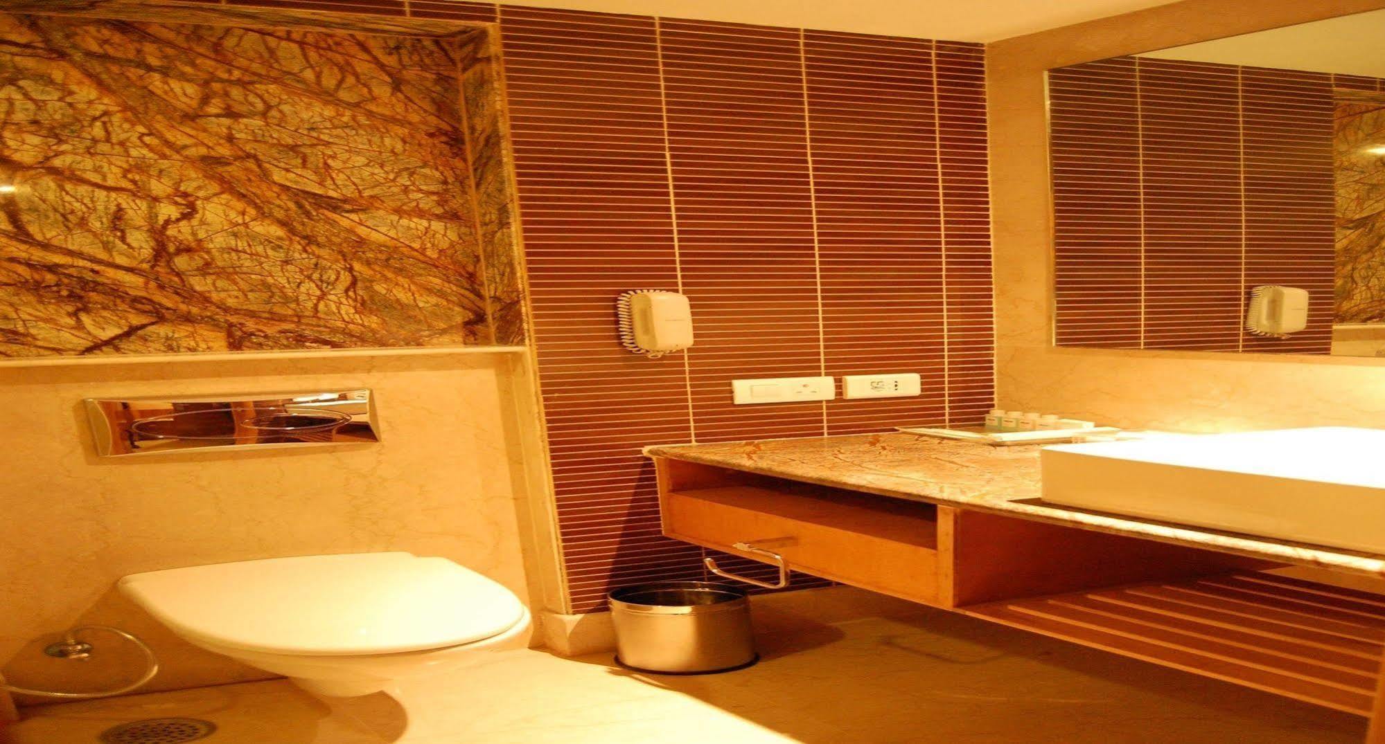 Fairfield By Marriott Jaipur Ξενοδοχείο Εξωτερικό φωτογραφία